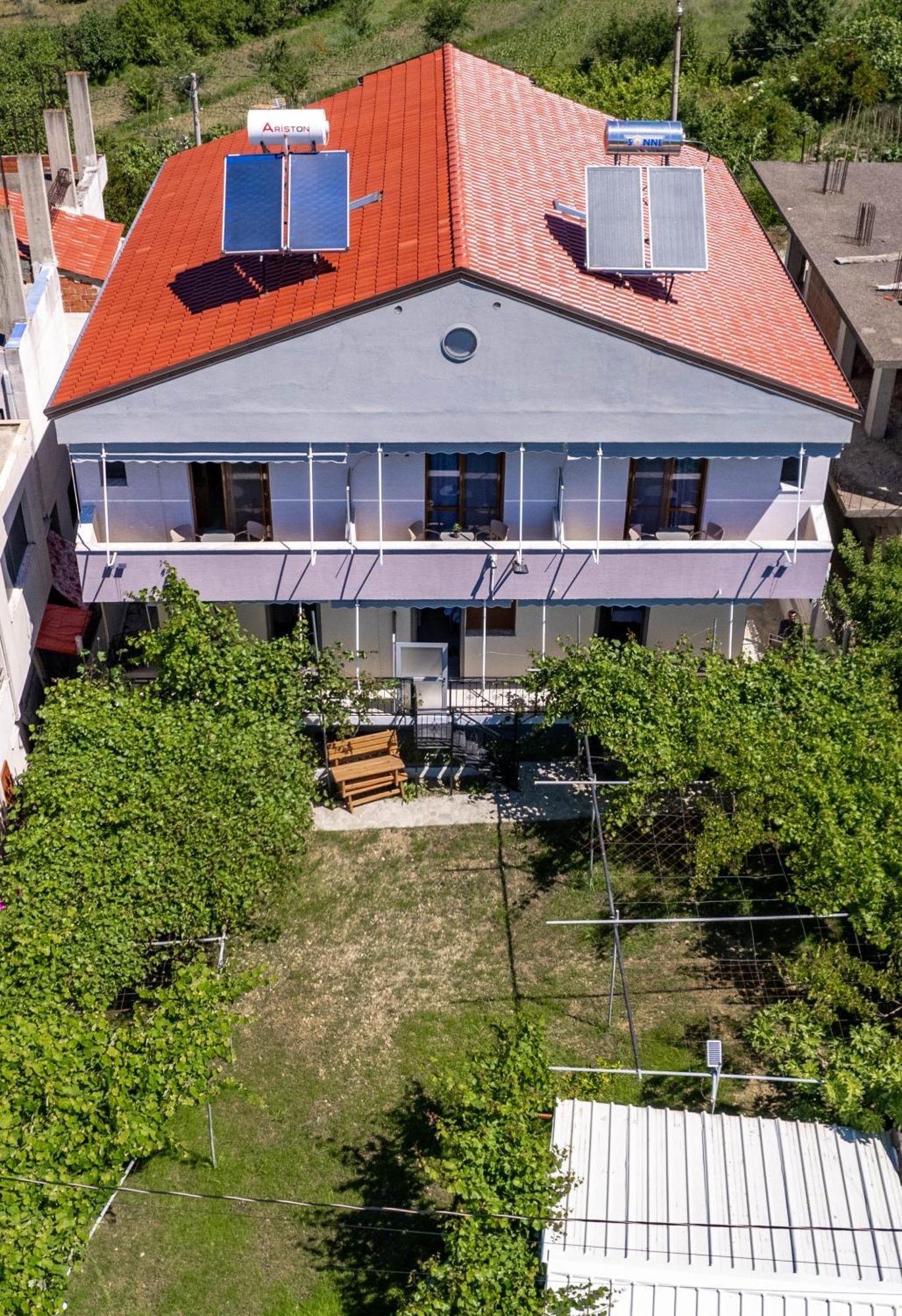 Kalpazo Kaja Vila Garden Golem  Zewnętrze zdjęcie